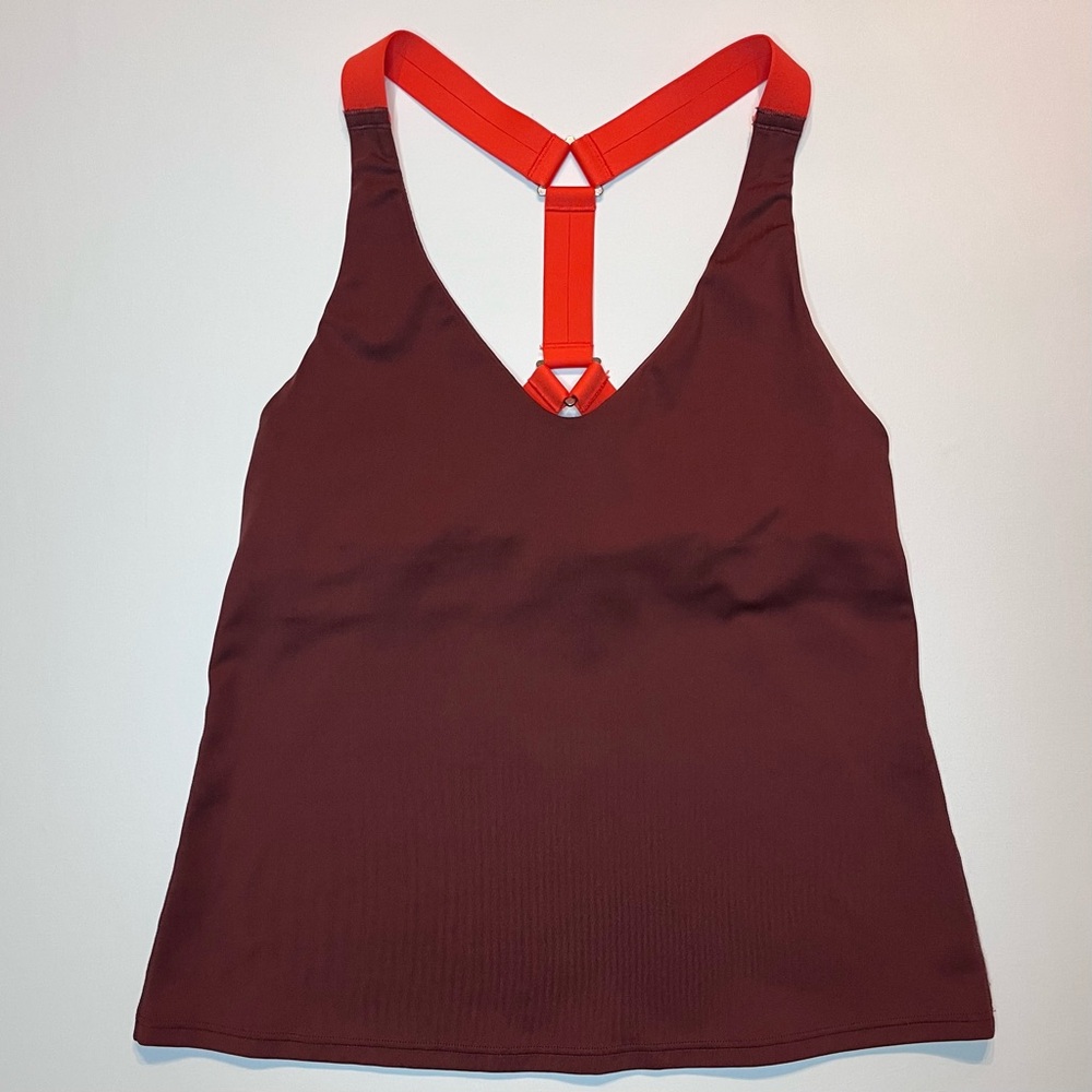 Women’s Athleta Ascent Support Tank Top Razorback Straps Rust Red Sz. Small